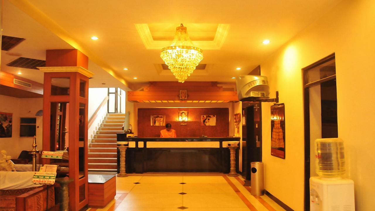 فندق حيدر أبادفي  Balajee Palace المظهر الخارجي الصورة